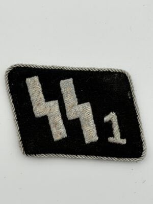 SS Panzer Division Leibstandarte SS Adolf Hitler (LSSAH) OFFICERS COLLER INSIGNIA