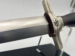 Postschutz Daggers