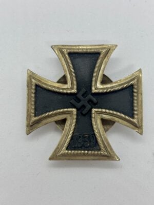 Original WWII German Iron Cross 1st Class Screwback – L/53 Hymmen & Co.
