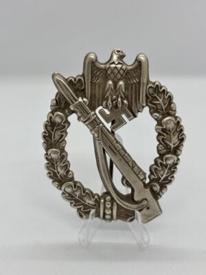 WW2 German Infantry Assault Badge in Silver