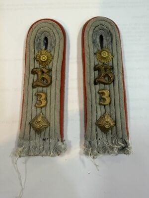 Original German Heer Artillery Hauptmann Shoulder Boards | B3