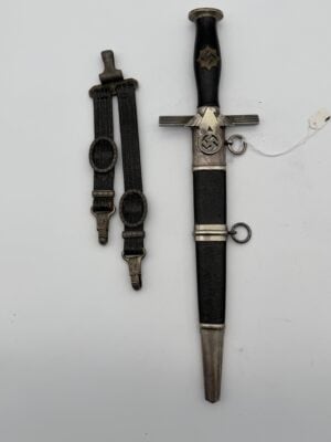 RLB 2nd Model Leader Dagger Paul Weyersberg with RZM M5/10 hangers