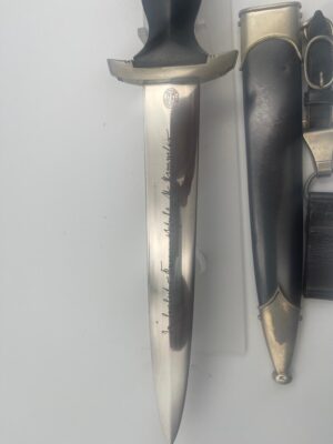 Mint Eickhorn Himmler SS Dagger with original scabbard and hanger